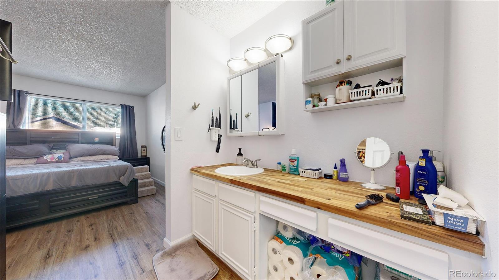 1242 Crystal Way, Aurora, CO 80012, 2 Bedrooms Bedrooms, ,1 BathroomBathrooms,Residential,For Sale,Crystal,REC5653408