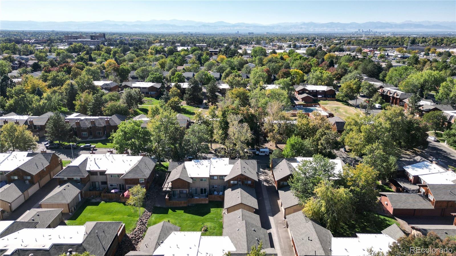 1242 Crystal Way, Aurora, CO 80012, 2 Bedrooms Bedrooms, ,1 BathroomBathrooms,Residential,For Sale,Crystal,REC5653408