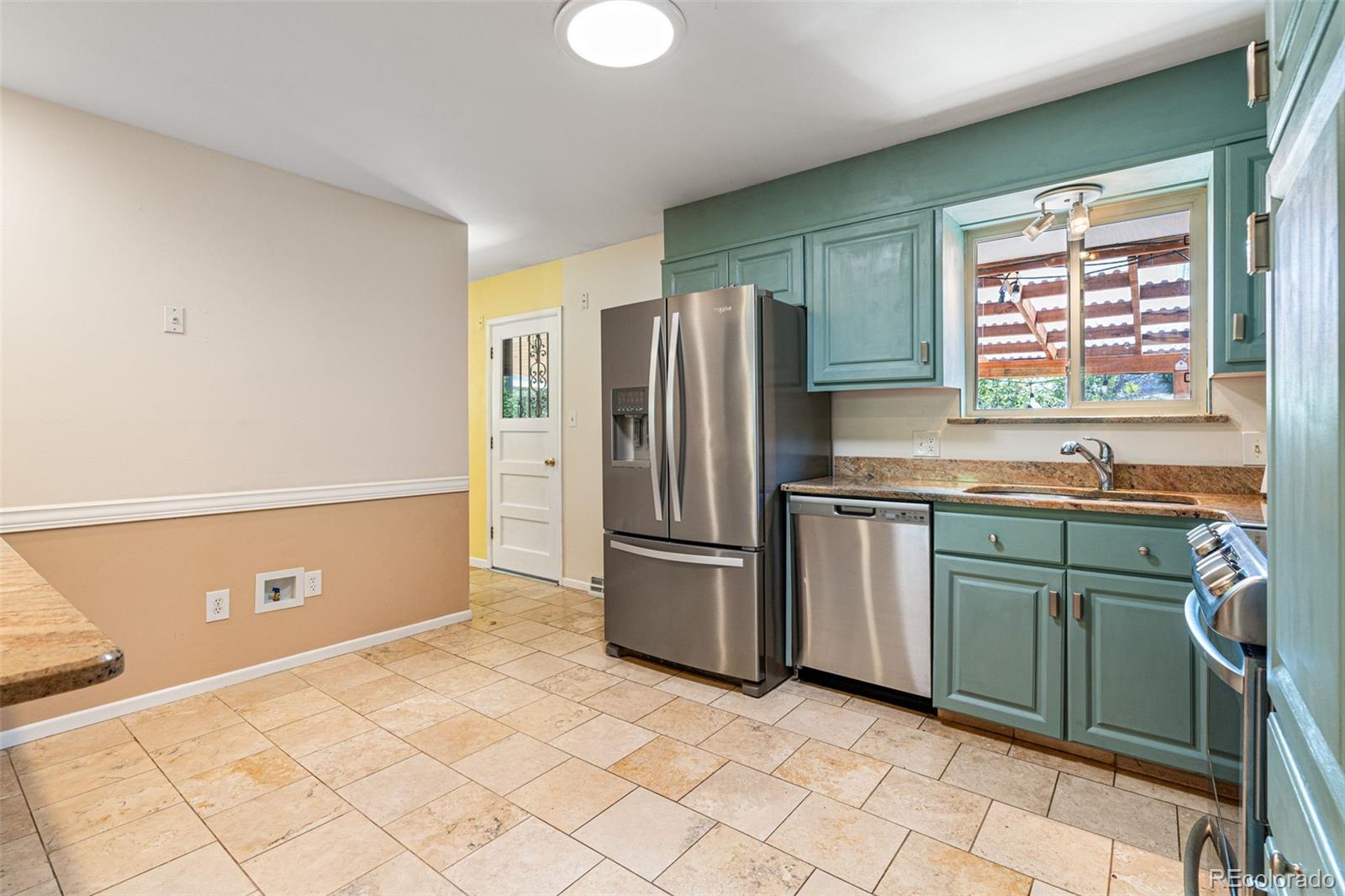 222 Fremont Avenue, Littleton, CO 80120, 6 Bedrooms Bedrooms, ,3 BathroomsBathrooms,Residential,For Sale,Fremont,REC9017588