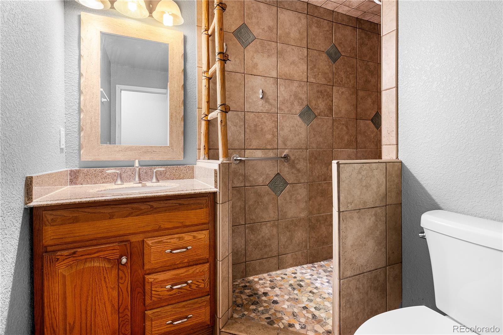 725 David Drive, Pueblo, CO 81007, 3 Bedrooms Bedrooms, ,2 BathroomsBathrooms,Residential,For Sale,David,REC7598547