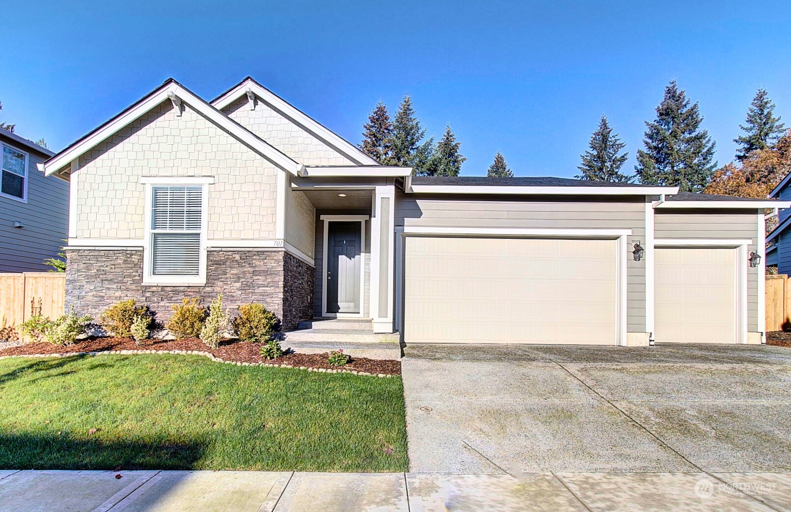 701 Kemper Loop, Ridgefield, WA 98642, 3 Bedrooms Bedrooms, ,2 BathroomsBathrooms,Residential,For Sale,Kemper,NWM2310520