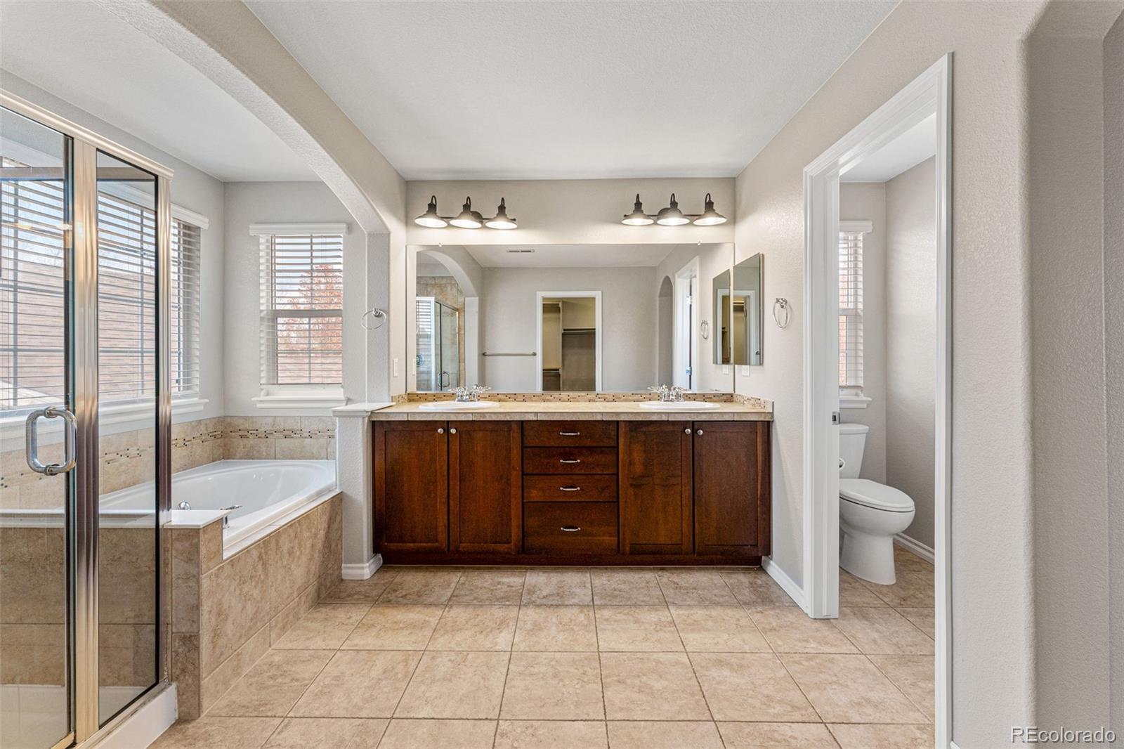 13773 Caley Drive, Englewood, CO 80111, 4 Bedrooms Bedrooms, ,3 BathroomsBathrooms,Residential,For Sale,Caley,REC9234184