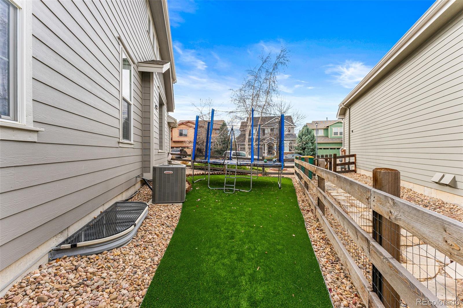 13773 Caley Drive, Englewood, CO 80111, 4 Bedrooms Bedrooms, ,3 BathroomsBathrooms,Residential,For Sale,Caley,REC9234184