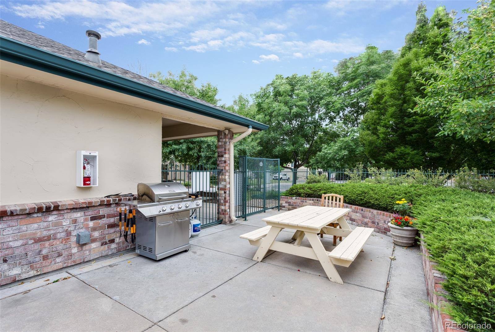 8671 Dry Creek Road #721, Englewood, CO 80112, 1 Bedroom Bedrooms, ,1 BathroomBathrooms,Residential,For Sale,Dry Creek,REC5243034