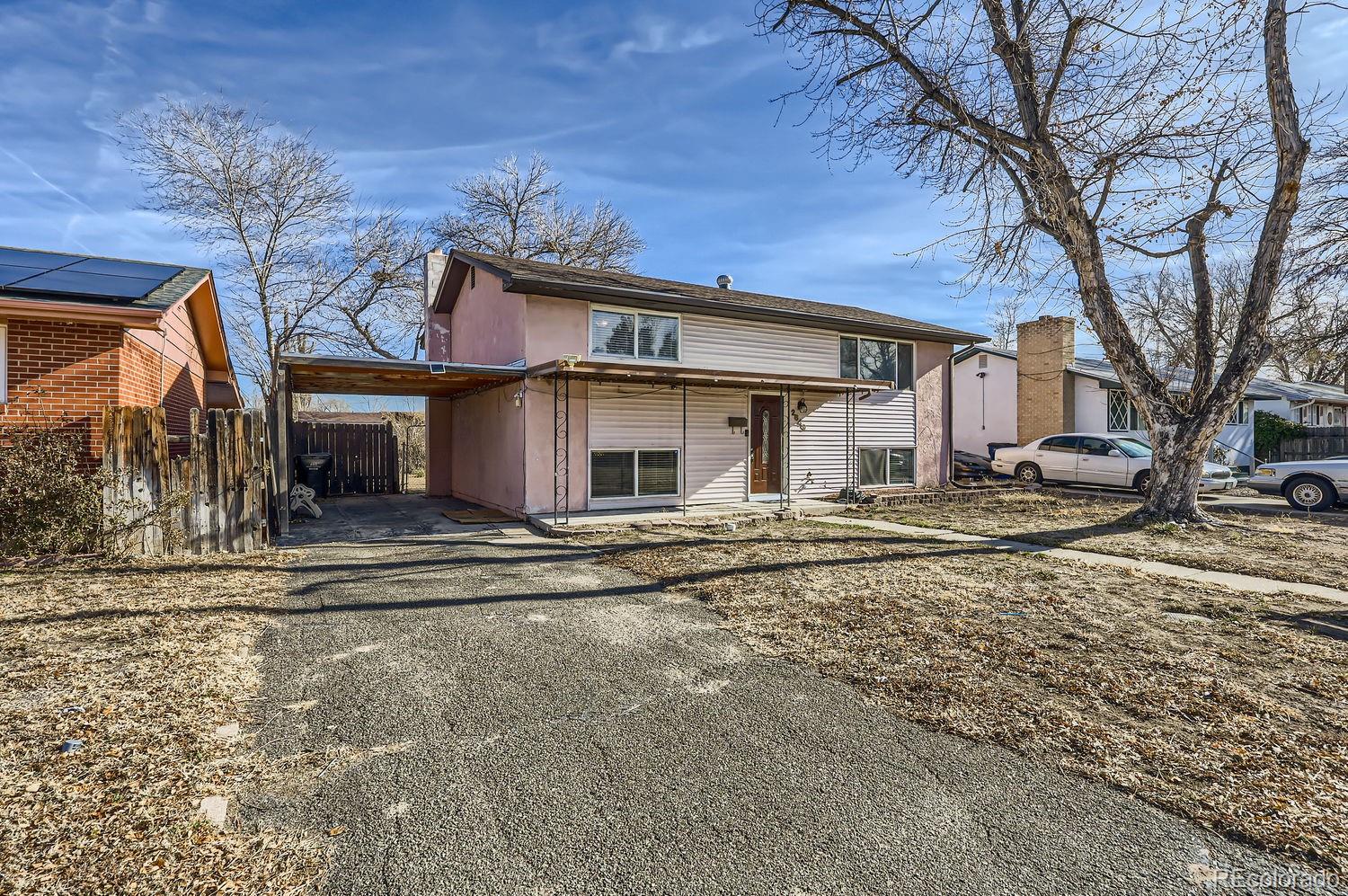 2640 Lynwood Lane, Pueblo, CO 81005, 4 Bedrooms Bedrooms, ,2 BathroomsBathrooms,Residential,For Sale,Lynwood,REC8973769