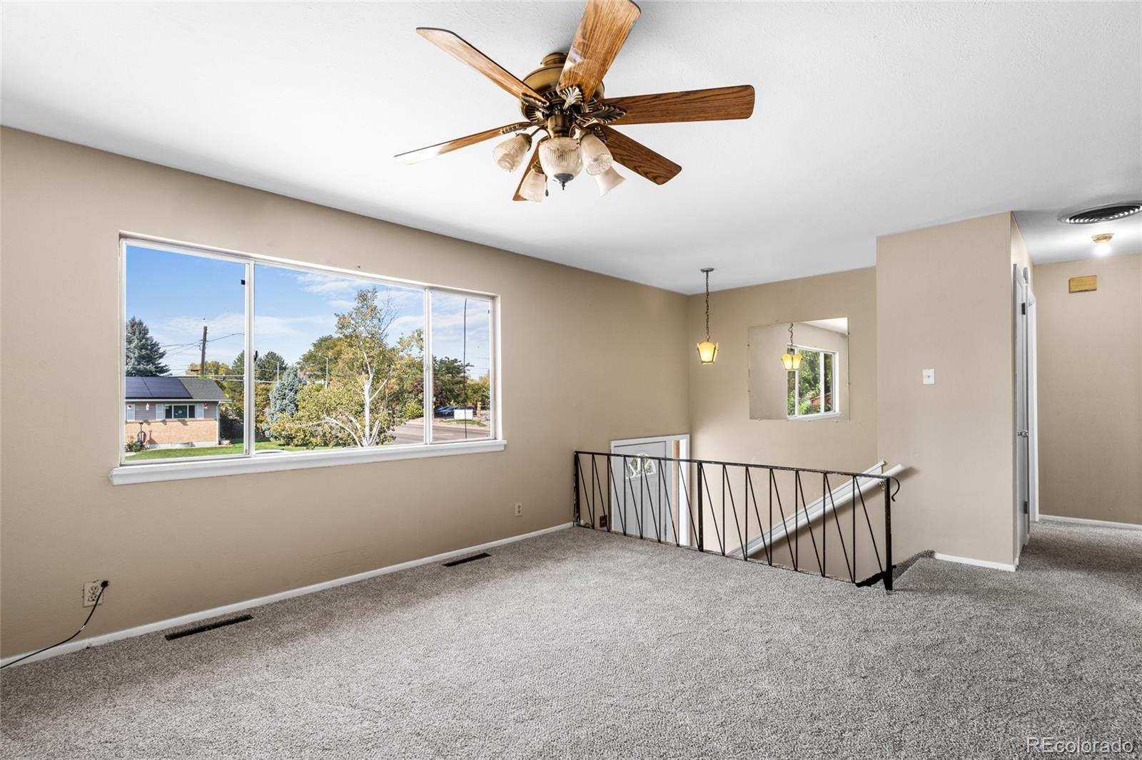 2602 Ridgewood Lane, Pueblo, CO 81005, 4 Bedrooms Bedrooms, ,2 BathroomsBathrooms,Residential,For Sale,Ridgewood,REC4879217