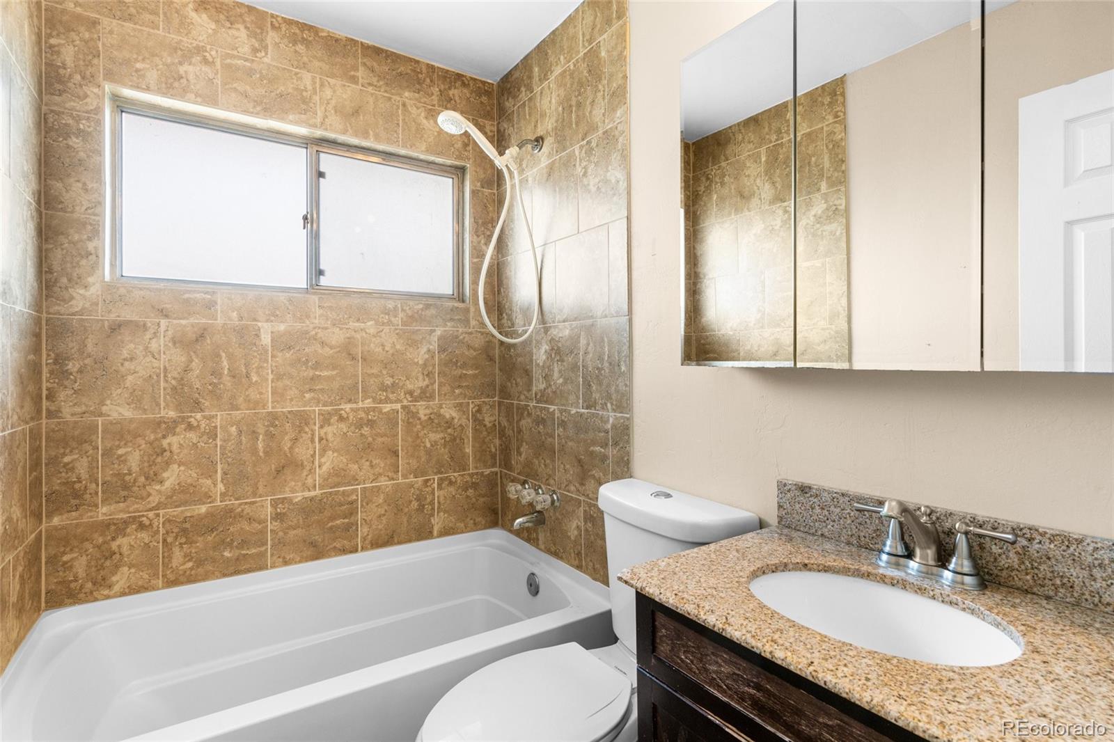 2602 Ridgewood Lane, Pueblo, CO 81005, 4 Bedrooms Bedrooms, ,2 BathroomsBathrooms,Residential,For Sale,Ridgewood,REC4879217
