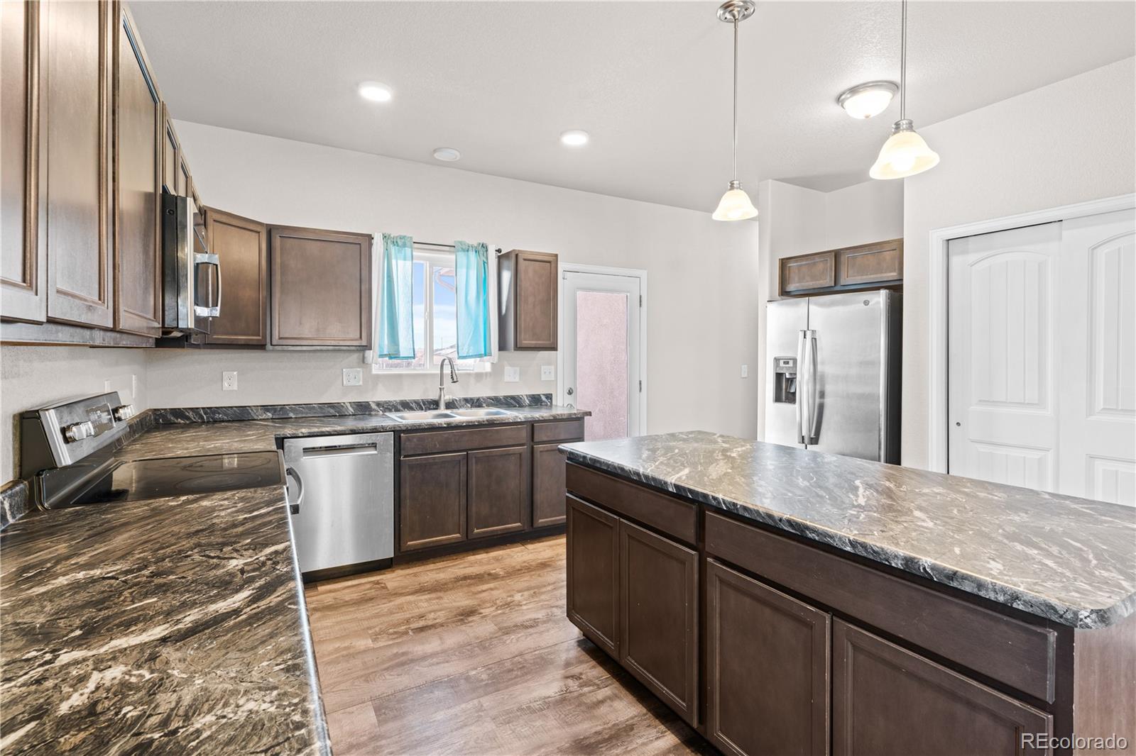 3402 Ptarmigan, Pueblo, CO 81005, 5 Bedrooms Bedrooms, ,3 BathroomsBathrooms,Residential,For Sale,Ptarmigan,REC4366445