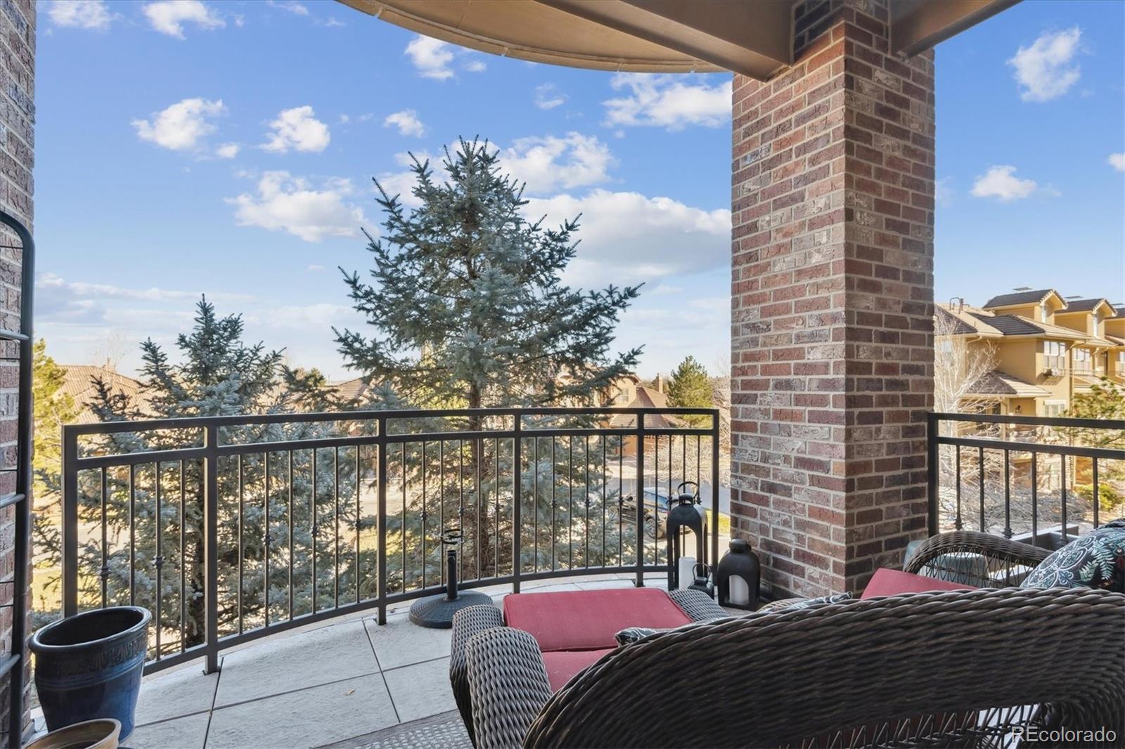 7865 Vallagio Lane #207, Englewood, CO 80112, 2 Bedrooms Bedrooms, ,2 BathroomsBathrooms,Residential,For Sale,Vallagio,REC6867664