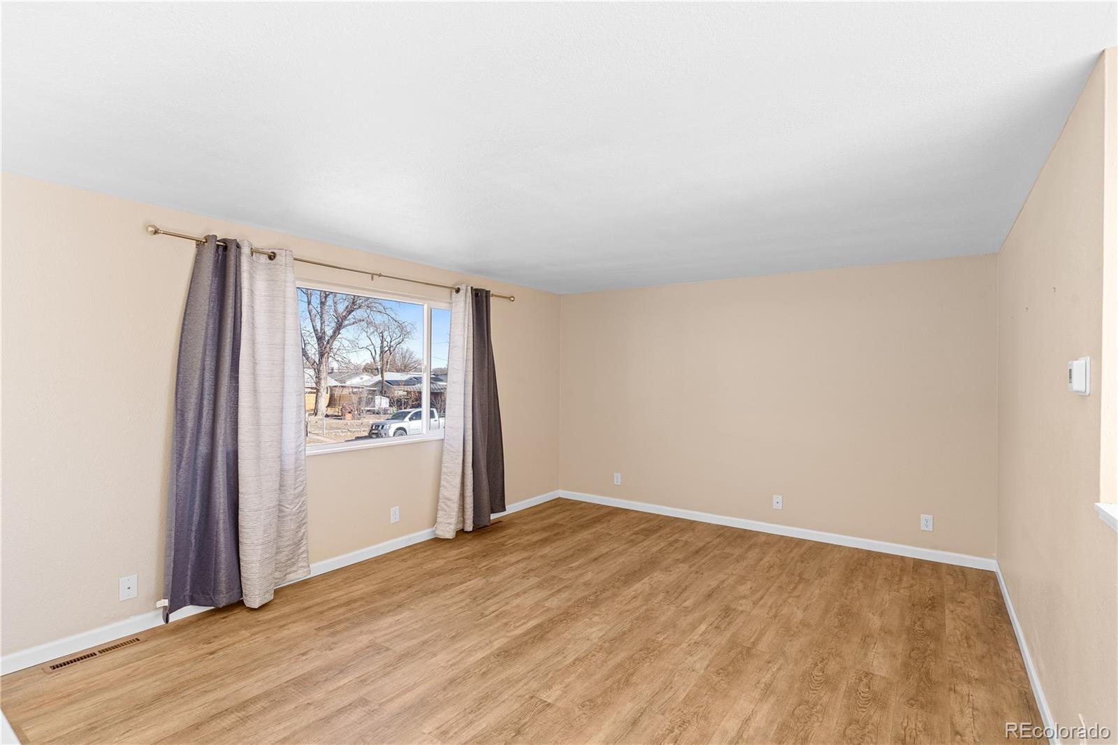 3518 Elmwood Circle, Pueblo, CO 81005, 4 Bedrooms Bedrooms, ,2 BathroomsBathrooms,Residential,For Sale,Elmwood,REC4998486