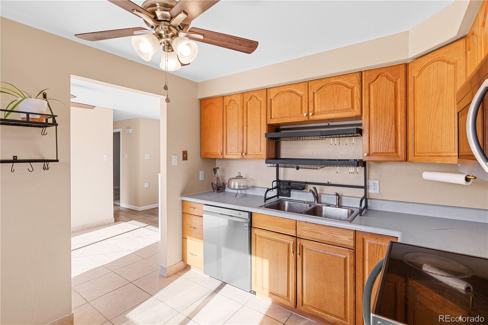 3518 Elmwood Circle, Pueblo, CO 81005, 4 Bedrooms Bedrooms, ,2 BathroomsBathrooms,Residential,For Sale,Elmwood,REC4998486