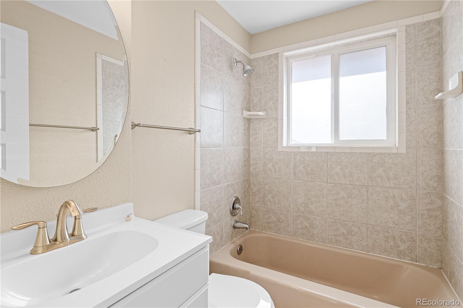 3518 Elmwood Circle, Pueblo, CO 81005, 4 Bedrooms Bedrooms, ,2 BathroomsBathrooms,Residential,For Sale,Elmwood,REC4998486
