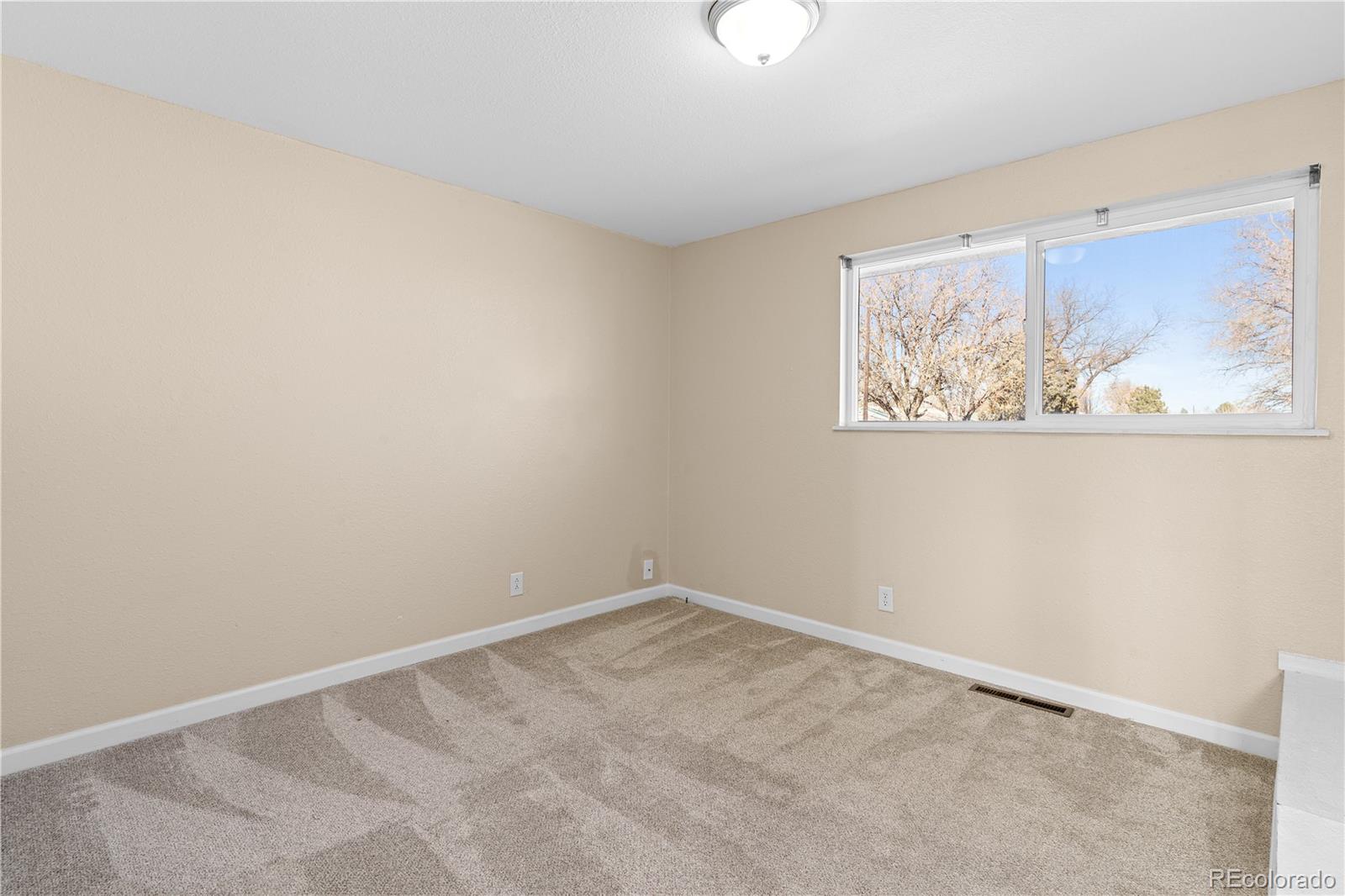 3518 Elmwood Circle, Pueblo, CO 81005, 4 Bedrooms Bedrooms, ,2 BathroomsBathrooms,Residential,For Sale,Elmwood,REC4998486