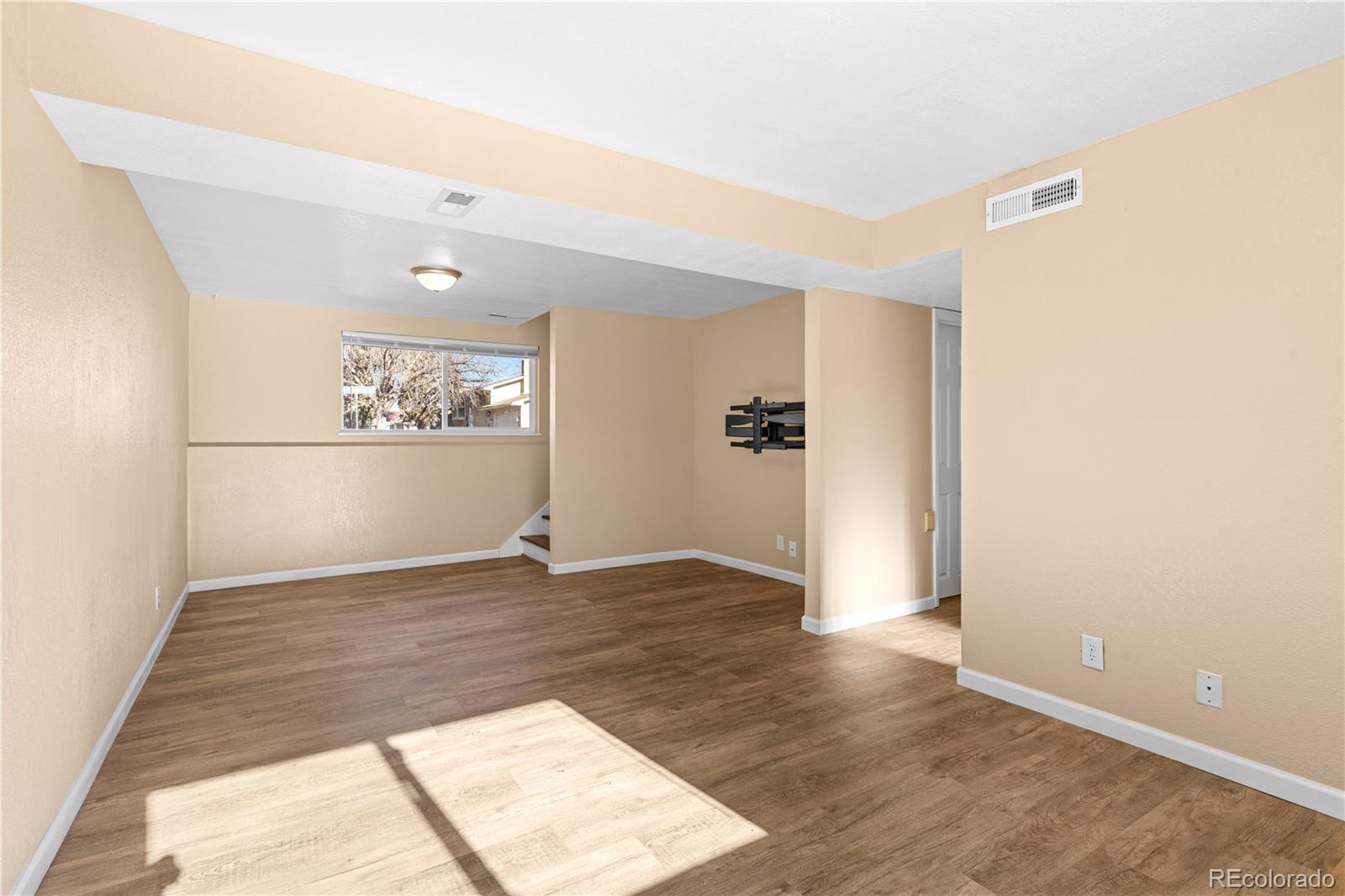 3518 Elmwood Circle, Pueblo, CO 81005, 4 Bedrooms Bedrooms, ,2 BathroomsBathrooms,Residential,For Sale,Elmwood,REC4998486