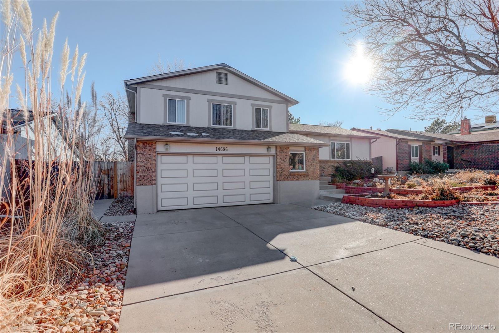 14696 Hawaii Place, Aurora, CO 80012, 4 Bedrooms Bedrooms, ,3 BathroomsBathrooms,Residential,For Sale,Hawaii,REC8510115