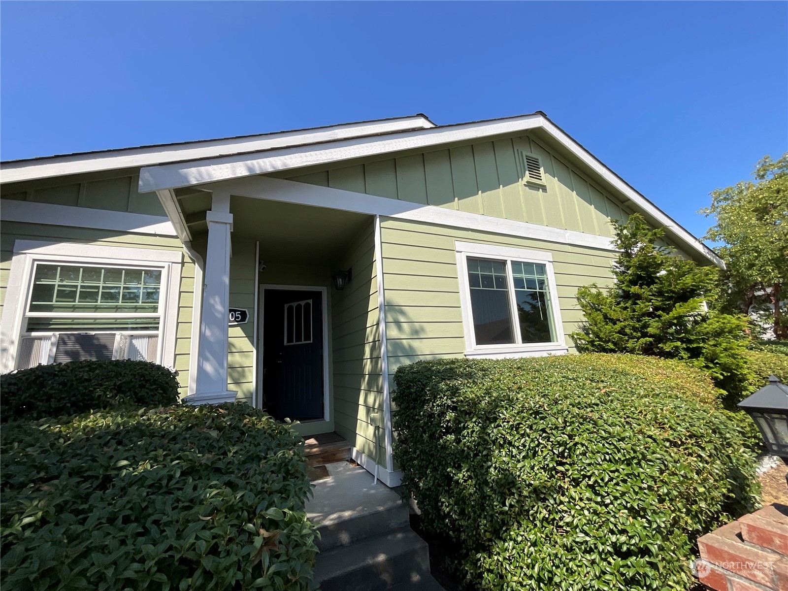 1105 Cordero Drive, Oak Harbor, WA 98277, 3 Bedrooms Bedrooms, ,2 BathroomsBathrooms,Residential,For Sale,Spring Hollow,Cordero,NWM2270058