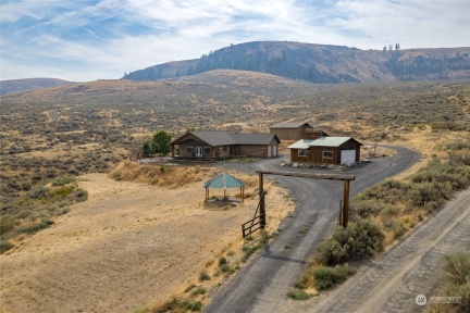 44651 Powell Ridge Road, Grand Coulee, WA 99133, 3 Bedrooms Bedrooms, ,2 BathroomsBathrooms,Residential,For Sale,Powell Ridge,NWM2289053