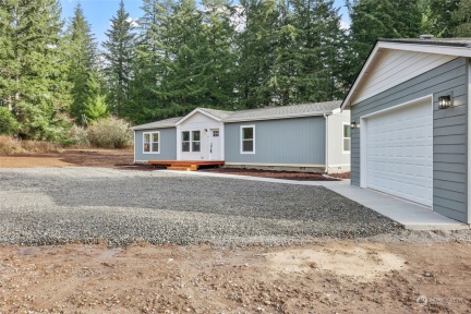 14811 Fox Hill Road, Yelm, WA 98597, 3 Bedrooms Bedrooms, ,2 BathroomsBathrooms,Residential,For Sale,Fox Hill,NWM2318769