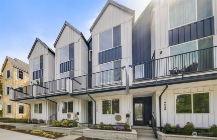14540 Westminster Way, Shoreline, WA 98133, 3 Bedrooms Bedrooms, ,4 BathroomsBathrooms,Residential,For Sale,358 Degrees,Westminster,NWM2219722