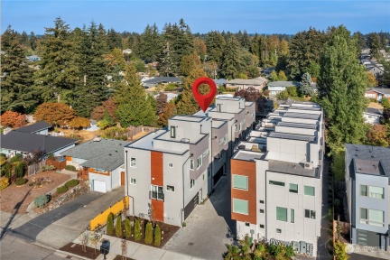 18528 Wallingford N Avenue #A, Shoreline, WA 98133, 4 Bedrooms Bedrooms, ,3 BathroomsBathrooms,Residential,For Sale,The Meridian Townhomes,Wallingford,NWM2281086